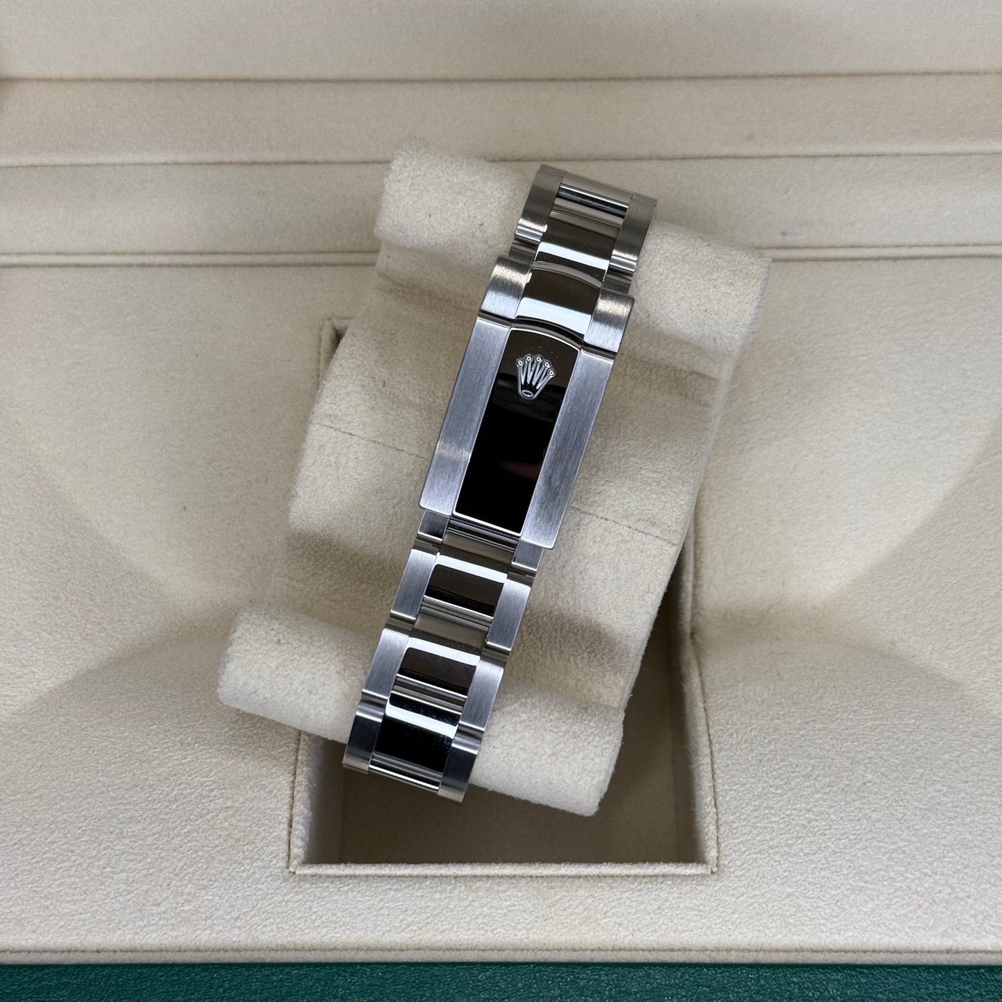 Blue Diamond Dial Date Just 41