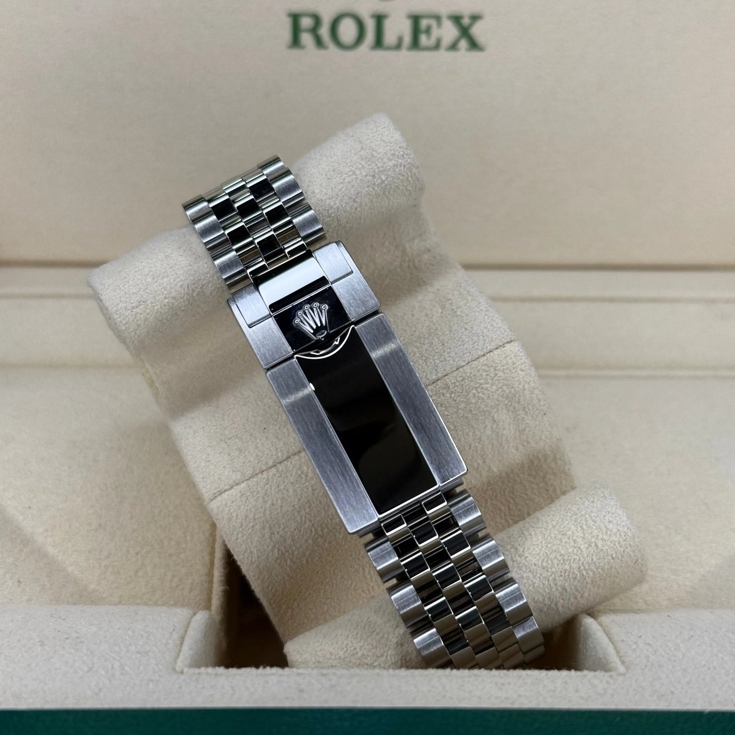 {{Product title}} - {{Shop name}}