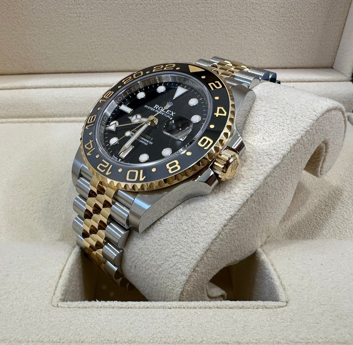 Gmt ii shop two tone