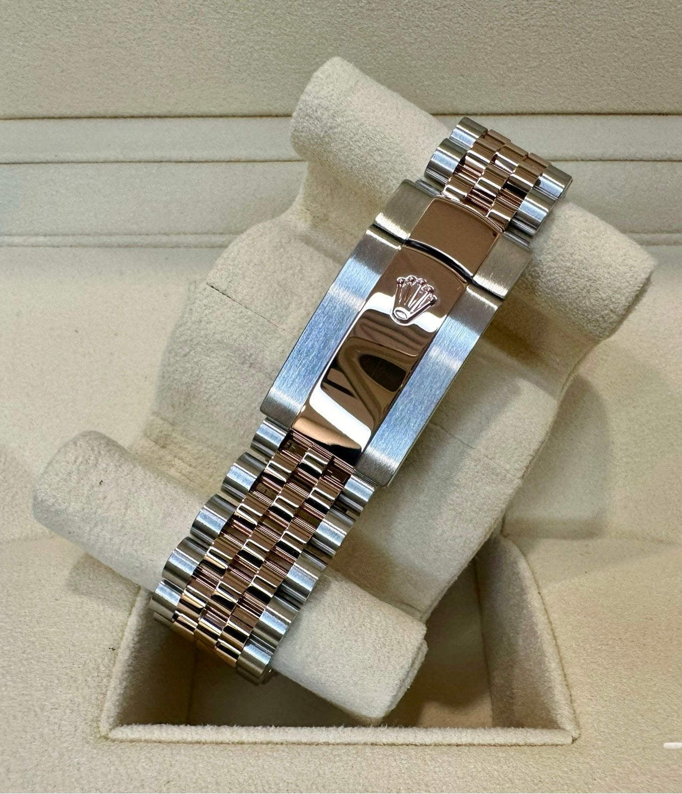 Datejust 41 store clasp